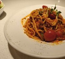 Traditional Italian Meat Sauce Pasta