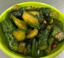 Homemade Pickled Cucumbers
