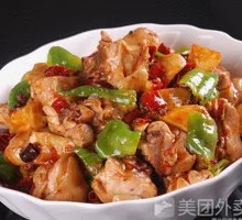 红烧鸡块盖浇面