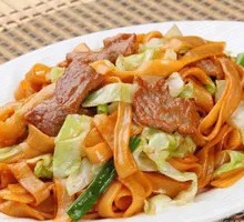 Beef Egg Fried Rice Noodles