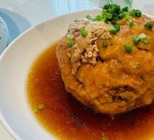 Egg Yolk Lion's Head Meatballs
