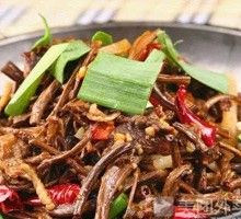 Spicy Tea Tree Mushroom Hot Pot