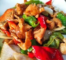 Spicy Stir-Fried Pig Intestines