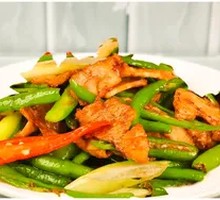 Stir-Fried Pork with Small Chilies