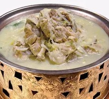 Northeast Pork Spine Stewed with Sour Cabbage