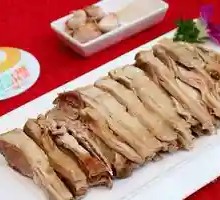 Hand-grabbed Lamb Ribs