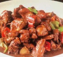 Stewed Rooster in Earthen Pot