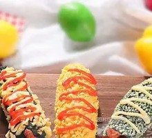 Cheesy Pull-Apart Hot Dog