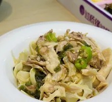 Crispy Bamboo Shoots Spicy Chicken