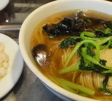 Shiitake Shrimp Noodles
