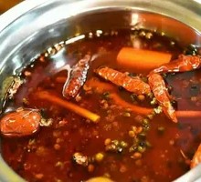 牛油红汤锅
