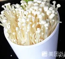 Enoki Mushroom