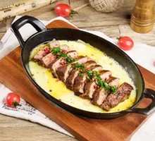 Red Pepper Cheese Sirloin