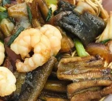 Shrimp and Eel Noodles