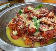 Golden Soup Garlic Lobster