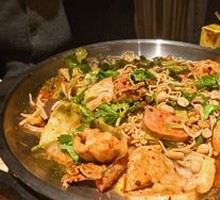 Spicy Cold Noodle Salad