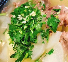 Donkey Meat and Radish Soup