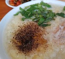 Northern-style Old Hen Soup with Sprinkle