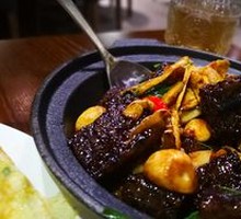 Three-Cup Blood Rice Dish