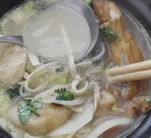 Braised Fish with Vermicelli in Clay Pot