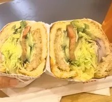 藤椒腿排三明治