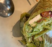 Vanilla Chicken La Fah Roll
