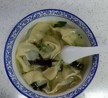 Family Feast Dumplings with Shrimp and Chinese Cabbage