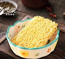 Big Instant Noodles