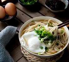 Tomato and Egg Noodles