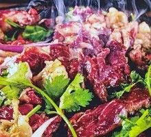 Freshly Sliced and Mixed Beef