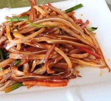 Onion and Pig Ear Salad