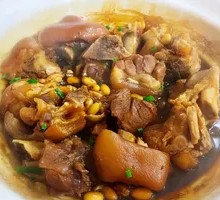 Pork Trotter Stewed with Soybeans