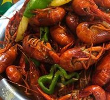 Classic 13-Spice Lobster and Golden Garlic Lobster