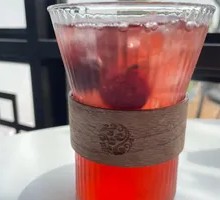 Chilled Bayberry Juice