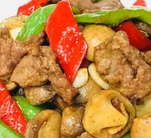 Fresh Straw Mushroom Stir-Fried with Beef