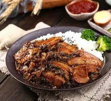 Preserved Vegetable Braised Pork Rice