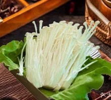 White Plump Enoki Mushrooms
