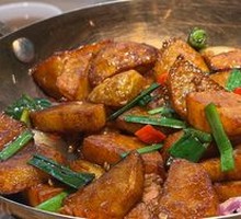 Small Potatoes in a Pot
