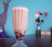 Blood Rice Milk Tea