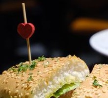 Super Beef Burger