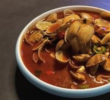 Spicy Stir-Fried Clams