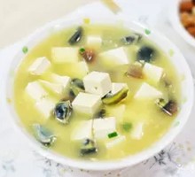 皮蛋豆腐羹