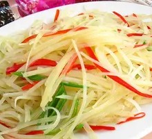 Sliced Potatoes with Green Pepper