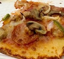Premium Deluxe Pizza