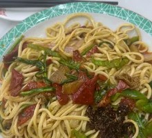 Spicy Pepper Stir-Fried Hand-Pulled Noodles