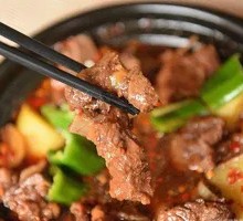 Braised Pork Ribs with Golden Needle Mushrooms