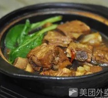 Braised Pork Ribs with Fried Tofu