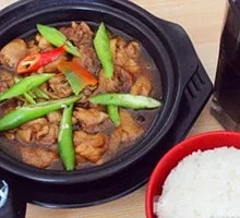Chicken with Golden Needle Mushrooms in Brown Sauce