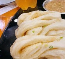 Special Flower-shaped Bun