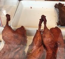 Sauce-Flavored Duck Leg